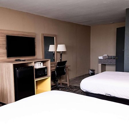 Days-Inn By Wyndham Batesville Ar Ngoại thất bức ảnh