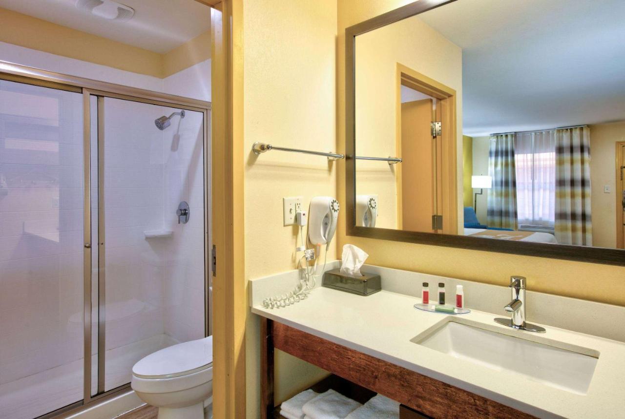 Days-Inn By Wyndham Batesville Ar Ngoại thất bức ảnh