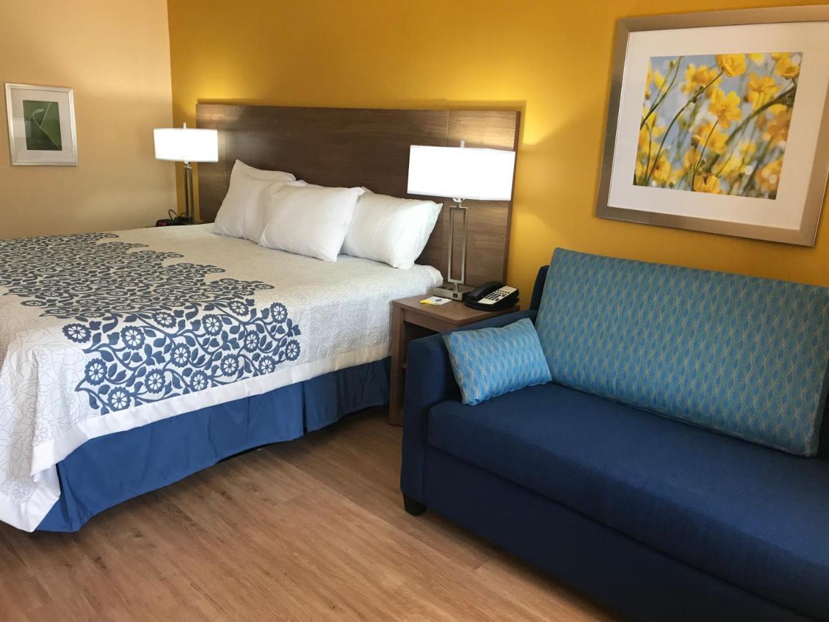 Days-Inn By Wyndham Batesville Ar Ngoại thất bức ảnh