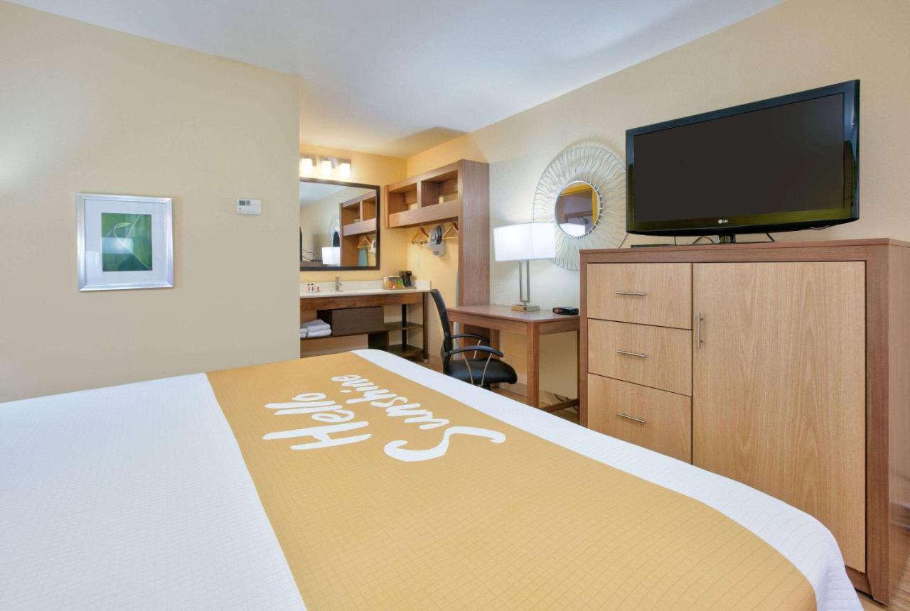 Days-Inn By Wyndham Batesville Ar Ngoại thất bức ảnh