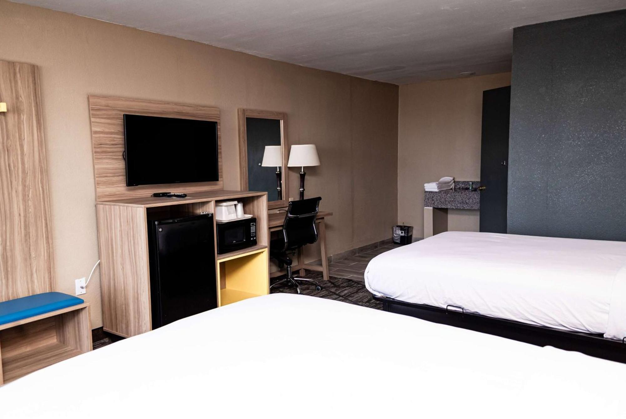 Days-Inn By Wyndham Batesville Ar Ngoại thất bức ảnh